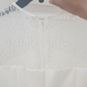 Calvin Klein Dresses - Calvin Klein
Petite Mesh Illusion Dress
White Calvin Klein Dresses - Calvin Klein
Petite Mesh Illusion Dress
White